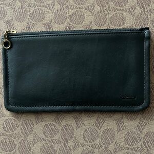 Vintage Coach Black Leather Multipurpose Zip Pouch